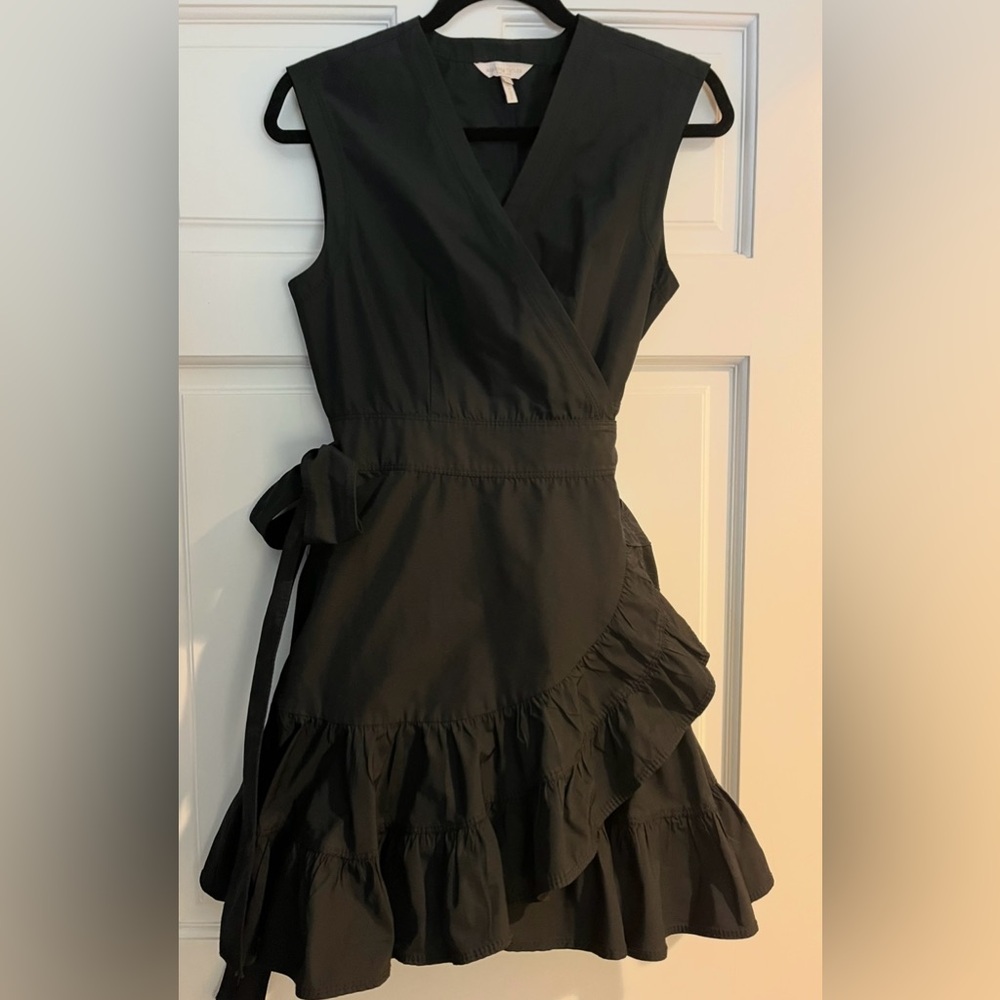Rebecca Taylor Black Poplin Wrap Dress
Sleeveless 
Ruffles
Size 8